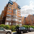 1-комнатная квартира,  пр-кт. Комарова, 17 к1