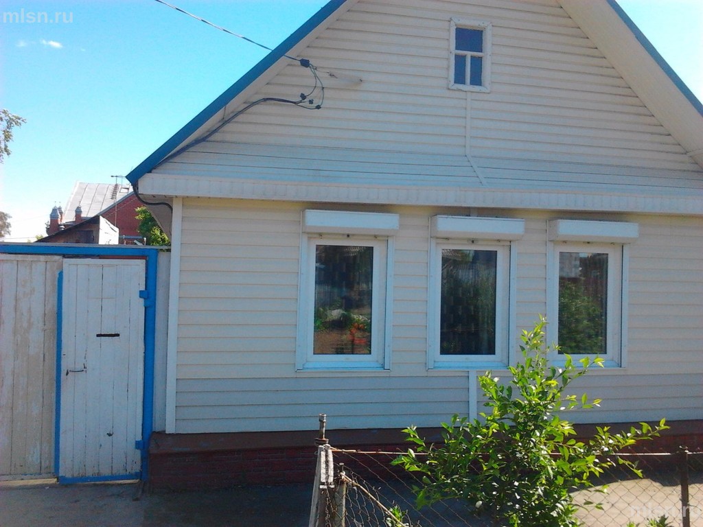 Кирпичный благоустроенный дом в городцах трубчевского брянской. Частный дом на телевизионке город омск. Омск дом. Частный дом омск. Поселок солнечный омск.