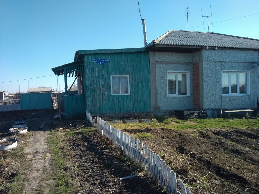 Дома в русской поляне омской