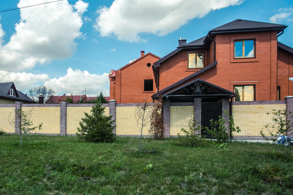 Объявление №9364881 - продажа коттеджа в Омске, ул. Юрия Лобова, 340 м² ...