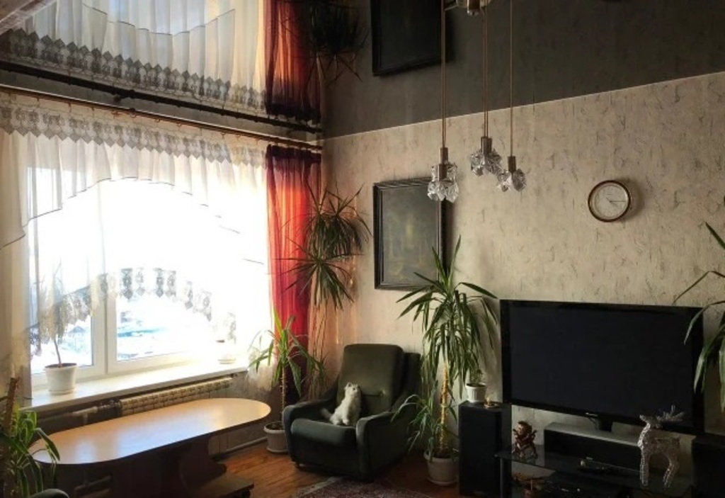 Снимать квартиру октябрьская омск. Омск Октябрьская 98 квартира снять.