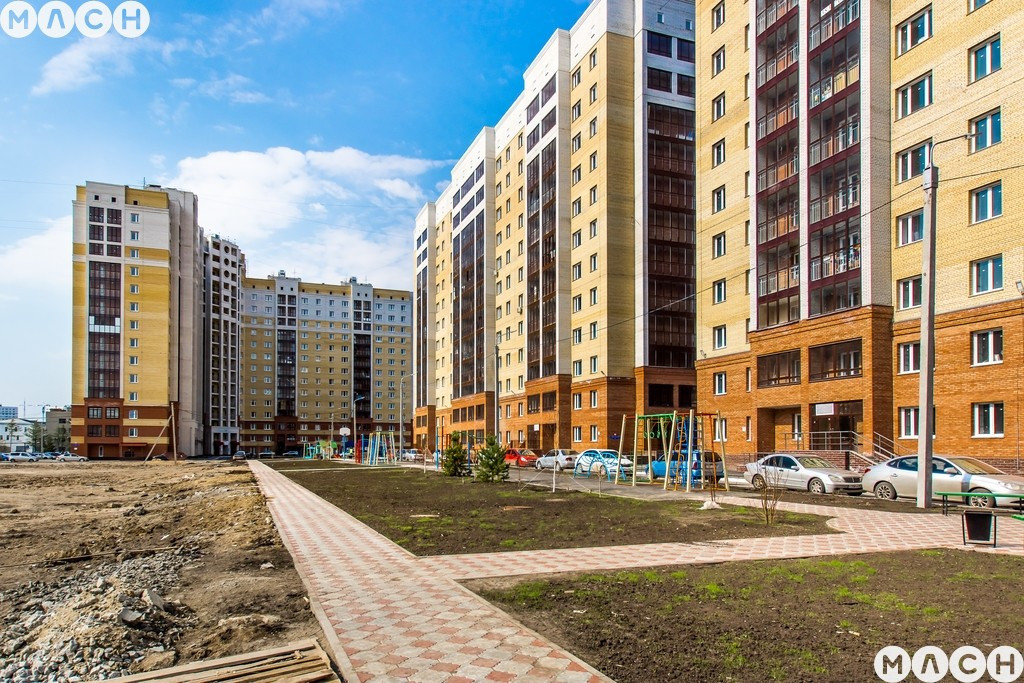 жк кузьминки, омск, взлётная улица. строящиеся дома в омске. строящиеся дома в омске. стройка жилья. микрорайон прибрежный омск до стройки.