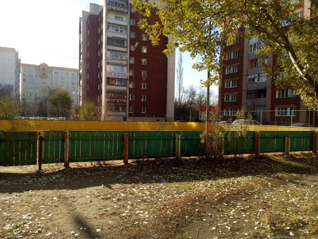 Челюскинцев омск. Ул 2 Челюскинцев Омск. Челюскинцев 102 улица. Омск Челюскинцев 102/2. 1-Я Челюскинцев улица, 102.