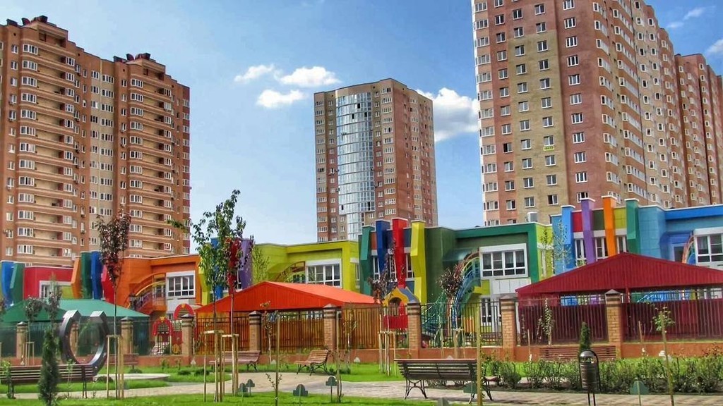 Жк губернский краснодар. 3, краснодар. Георгия бочарникова 7. 102ф школа краснодар. Губернский героя яцкова 19.