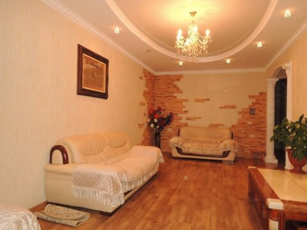Классная 4 комнатная квартира в Кемерово. Купить 4 комнатная квартира Кемерово. Куплю квартиру в Кемерово в кирпичном доме.