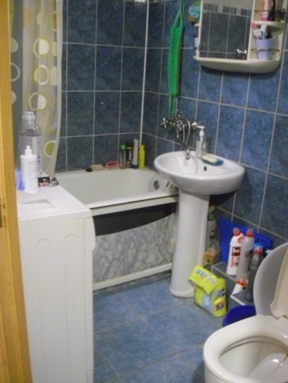 2204bbe84fab337053a4d19ee7159b69 2 комнатная квартиры в омске бархатовой 5