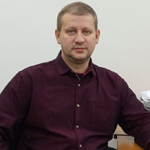 Специалист Виталий Леонидович